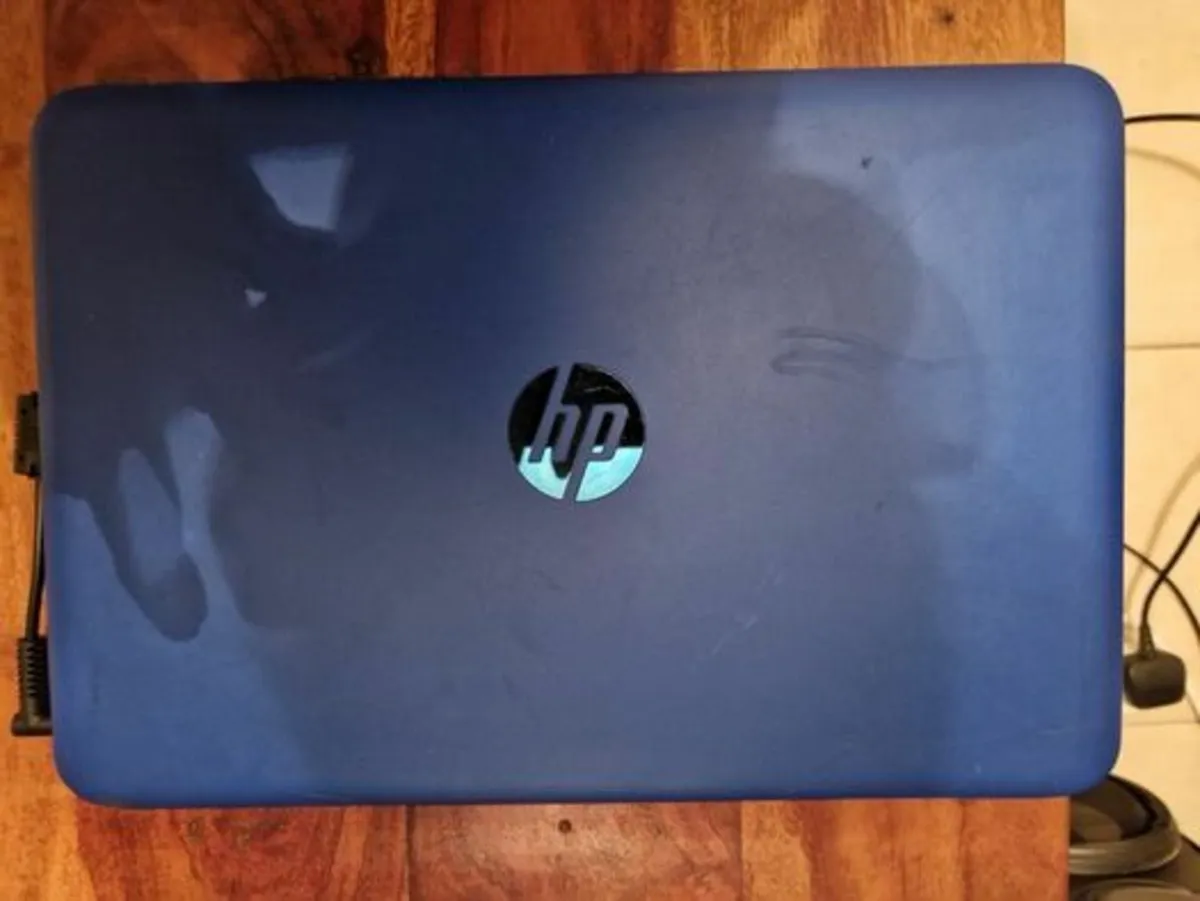 HP Stream Running Ubuntu Linux Excellent Condition - Image 4