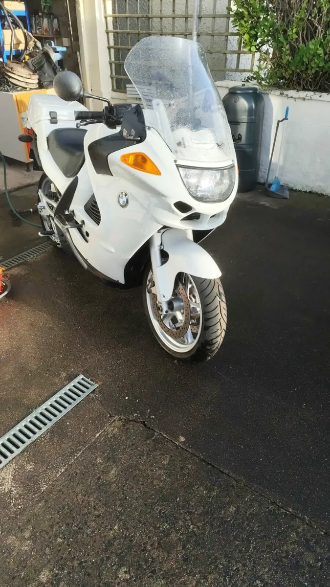 Low miles BMW 1200RS - Image 3