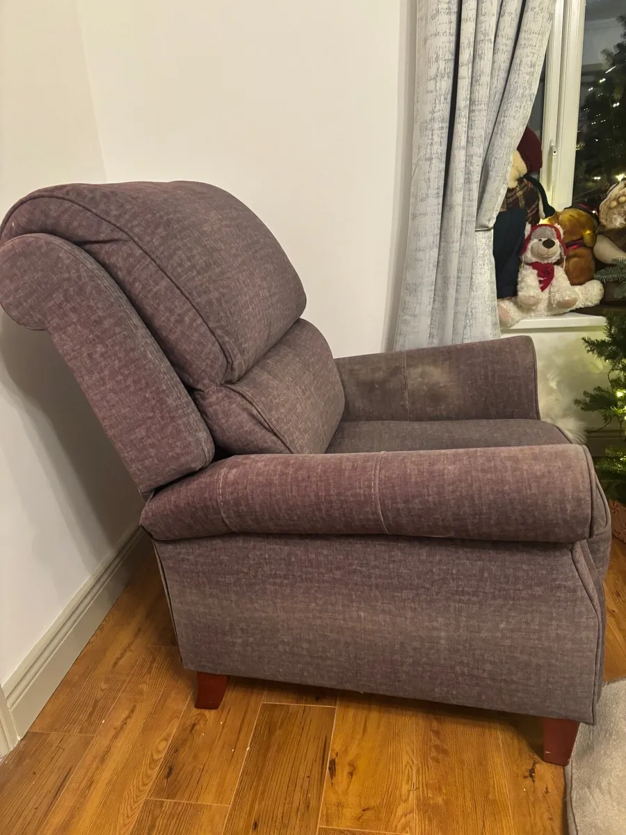 Recliner chair - Image 4