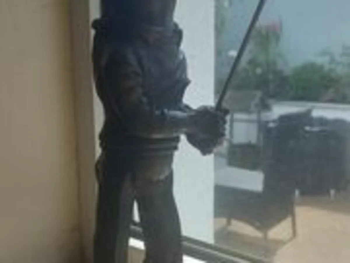 Colin Montgomerie Limited Edition Bronze figure