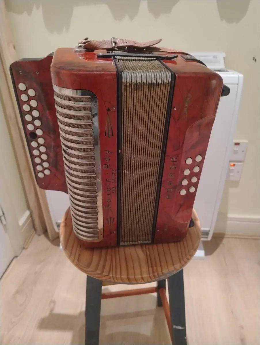 Accordion HOHNER - Image 1