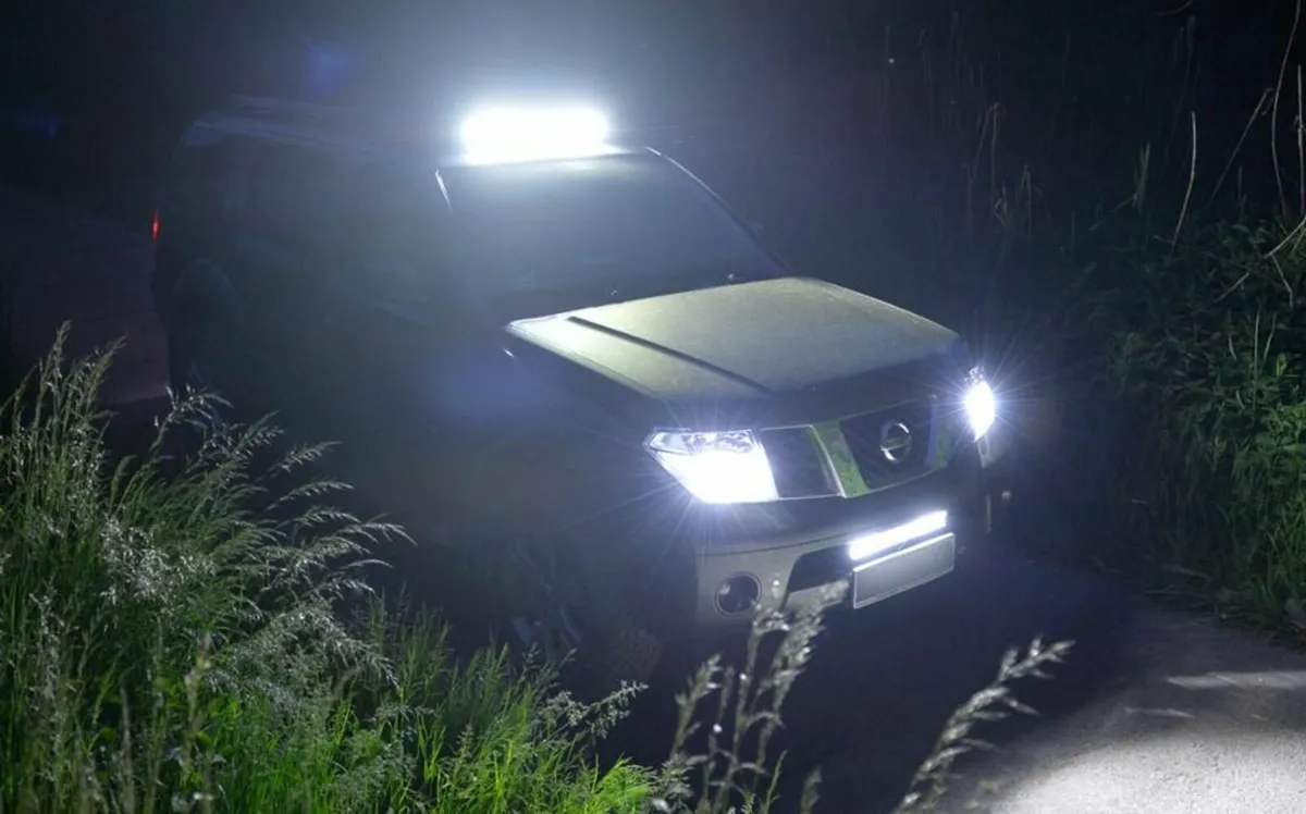 20" light bar for car, van, jeep, 4x4 truck digger - Image 1