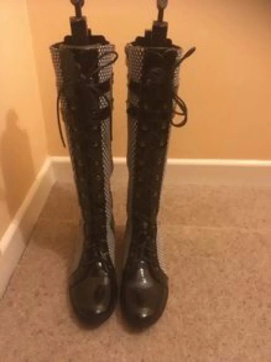 BRAND NEW Black and White Tall Knee Boots, Size 40 - Image 2