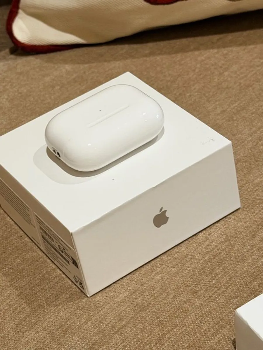 Apple AirPods Pro 2