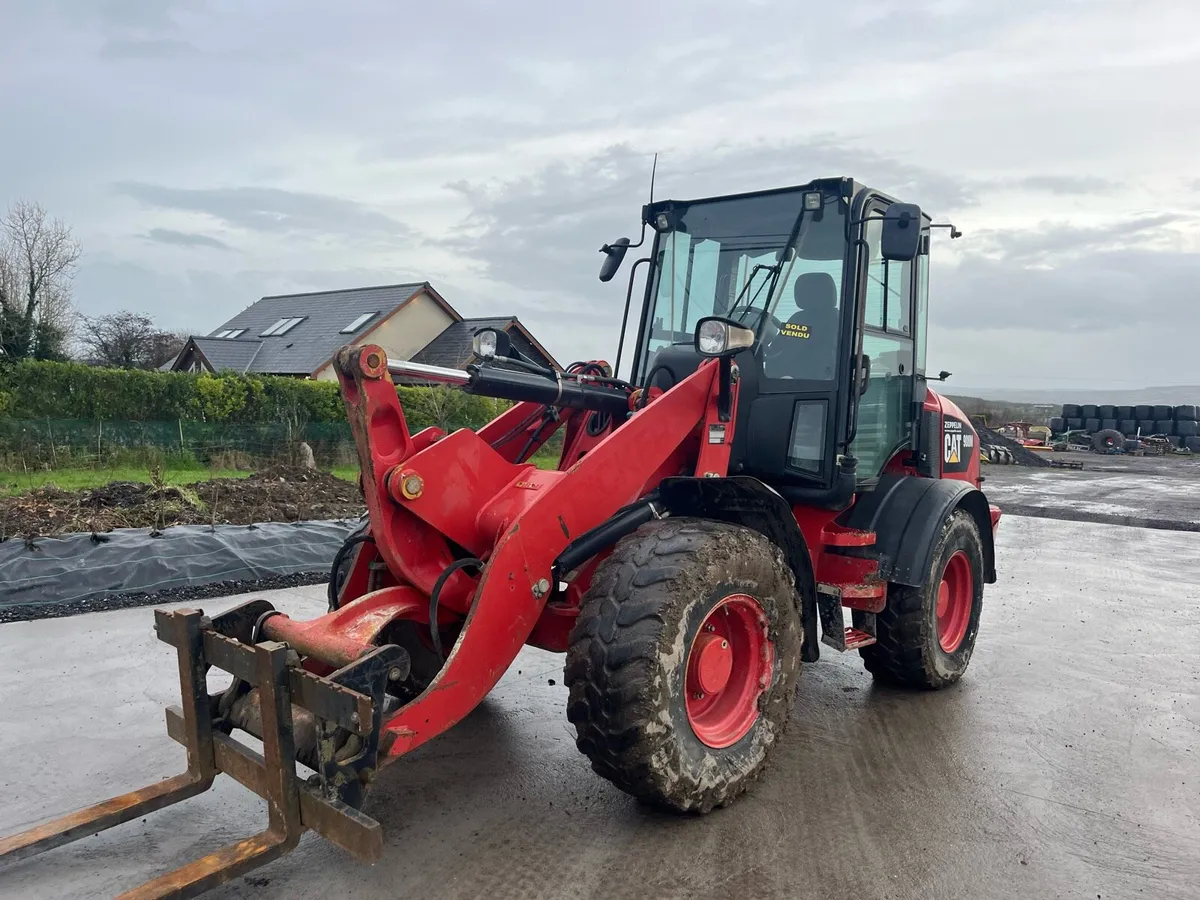 Cat 908M - Image 2