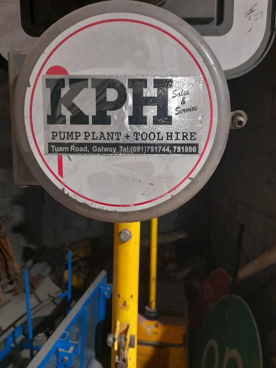 Traffic lights - Image 1