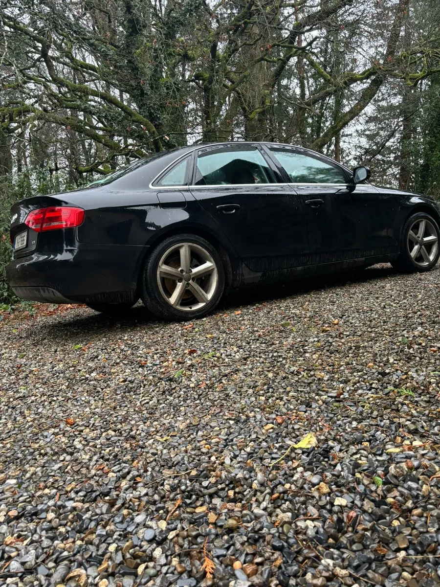 Audi A4 - Image 1