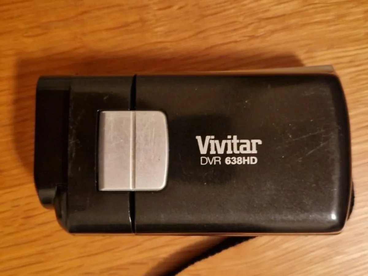 VIVITAR DVR 638HD Digital Camcorder Video Camera - Image 1