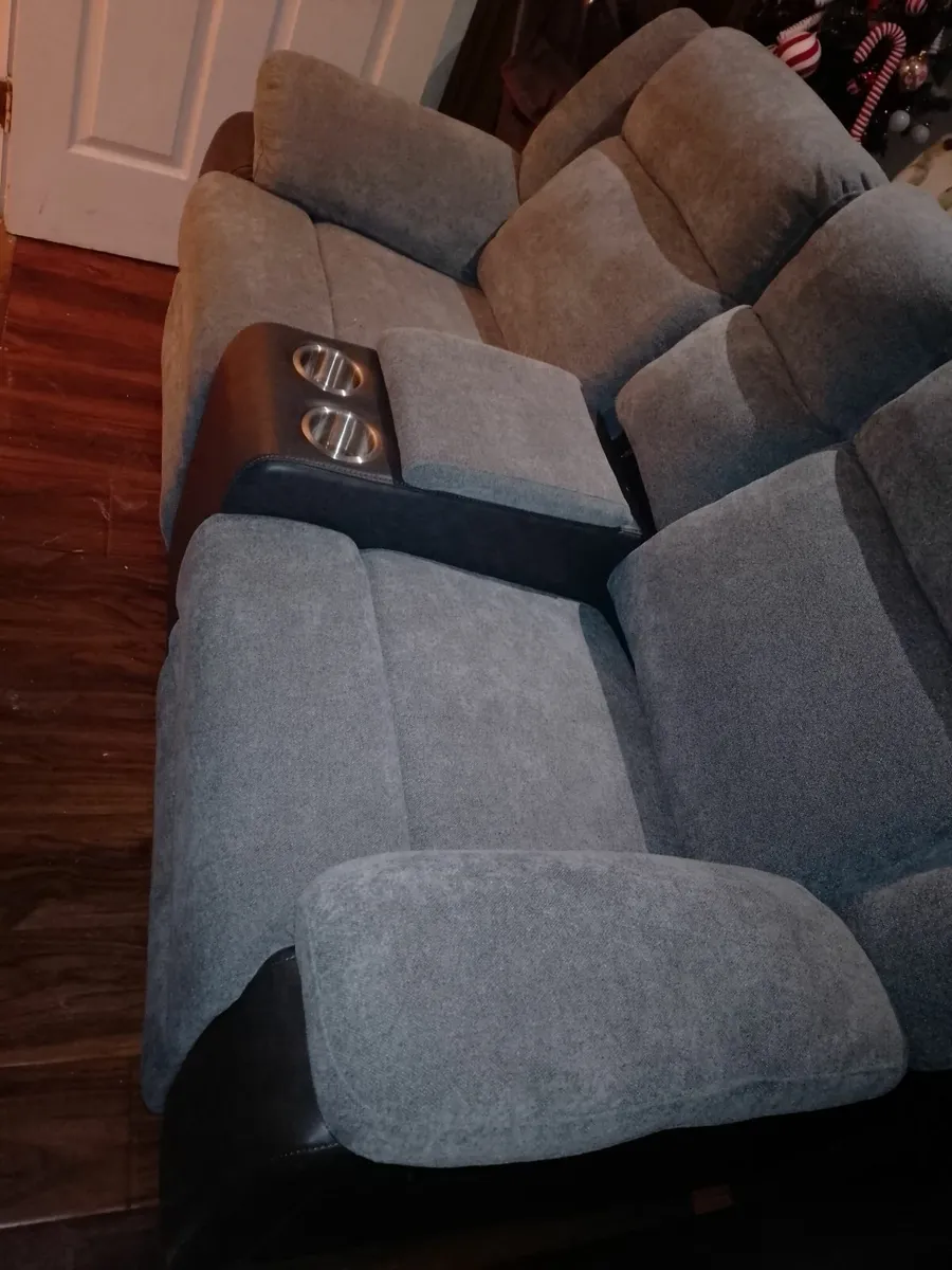 Brand new sofa 3+2 - Image 4