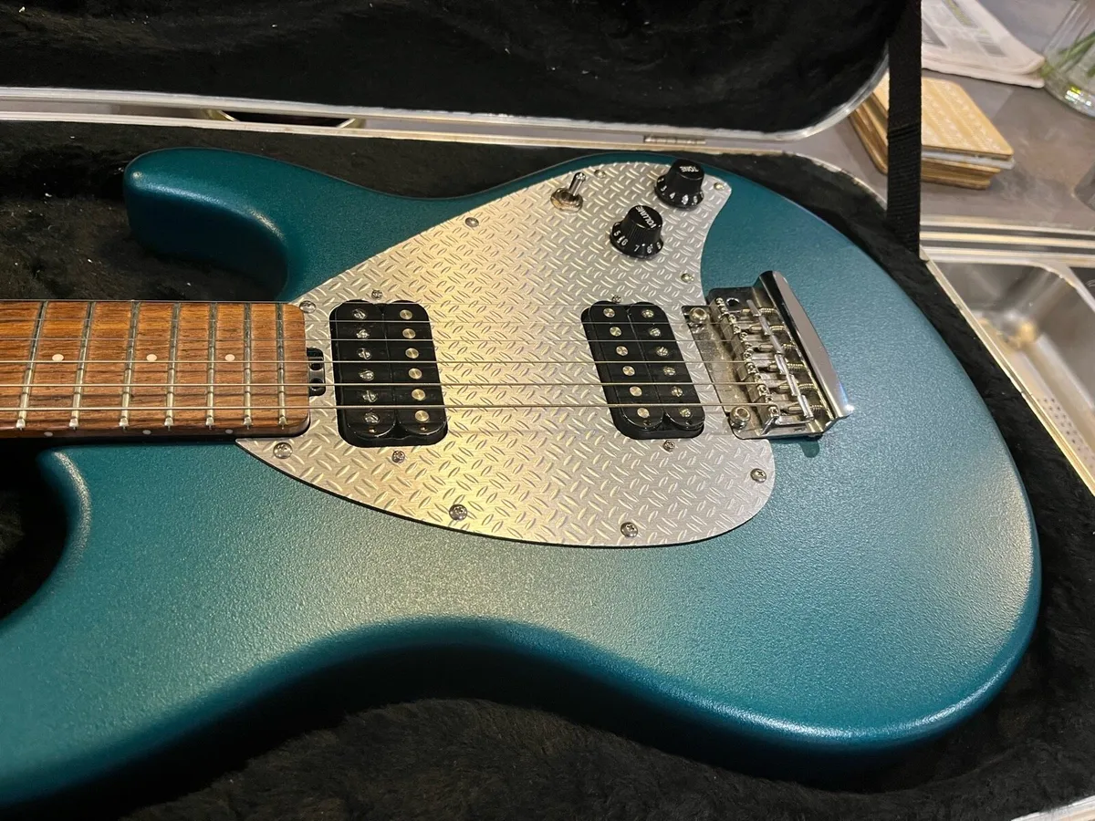 Electric guitar - Image 2