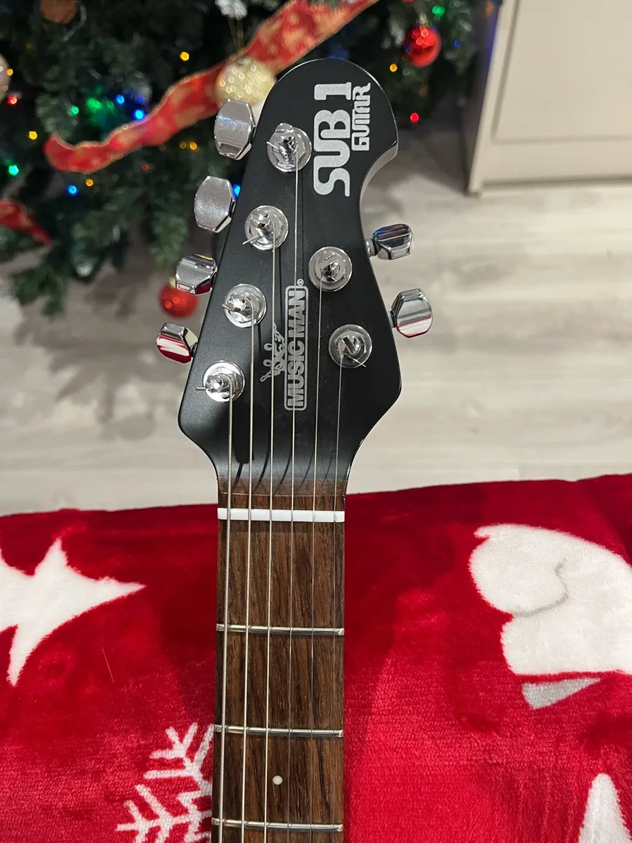 Electric guitar - Image 4