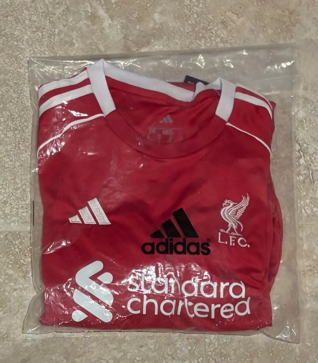 Liverpool kit age 10-11 - Image 1