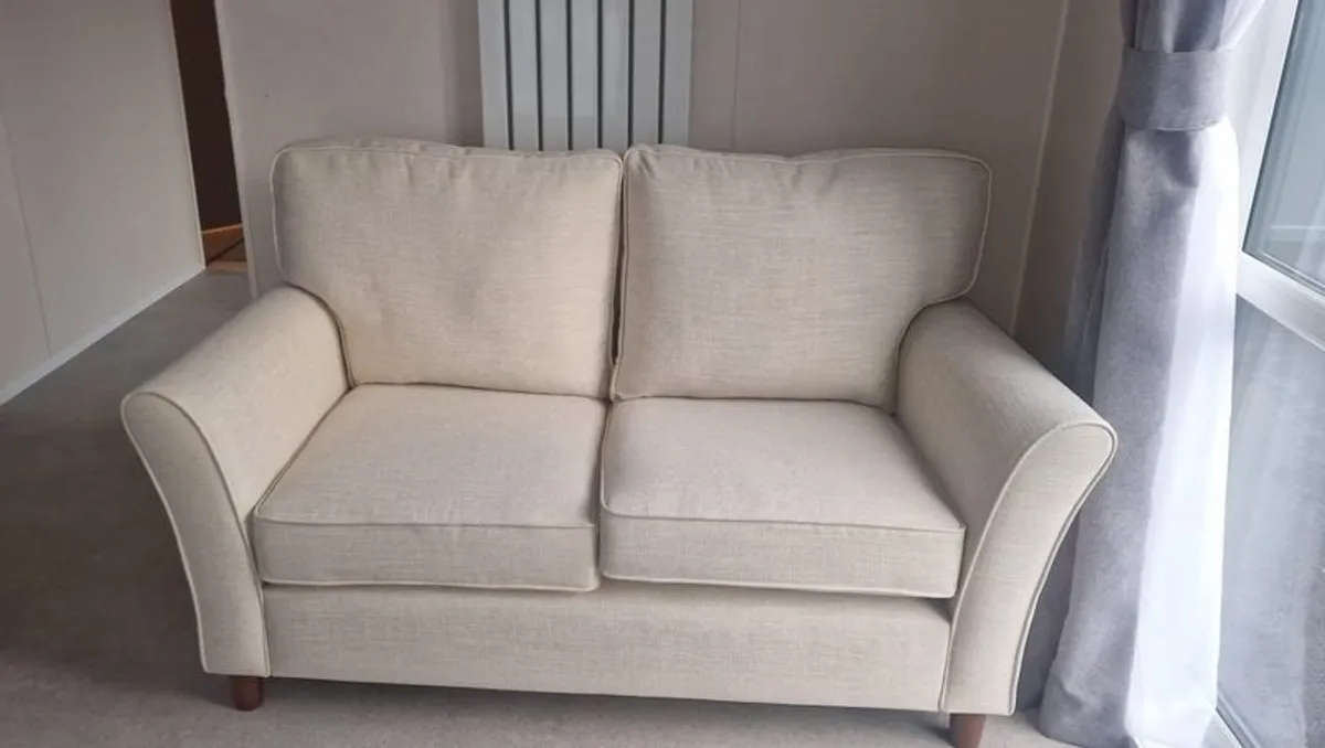 cream sofas suite - Image 3