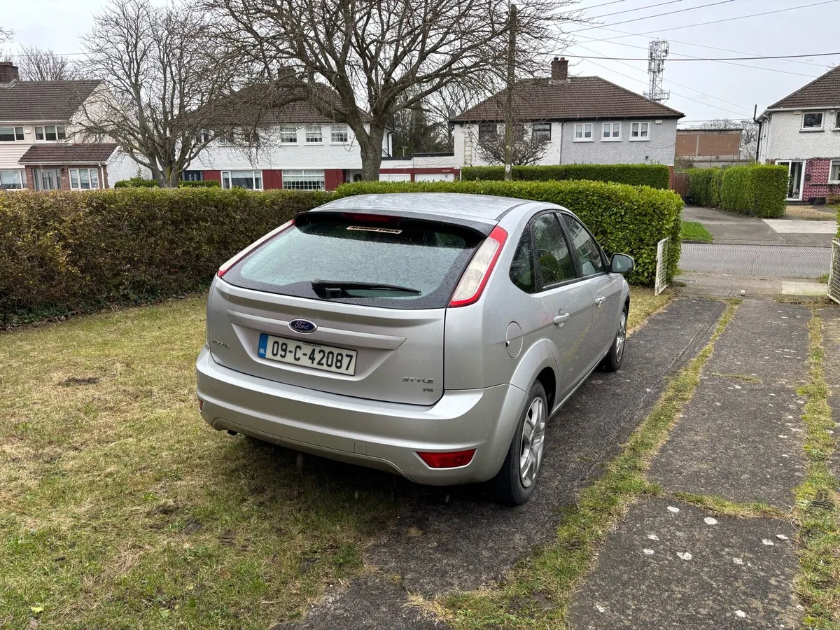 Ford Focus 1.6 Petrol - Image 4