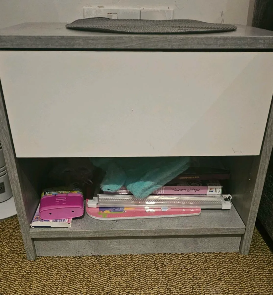 Chest of drawer with side tables - Image 1