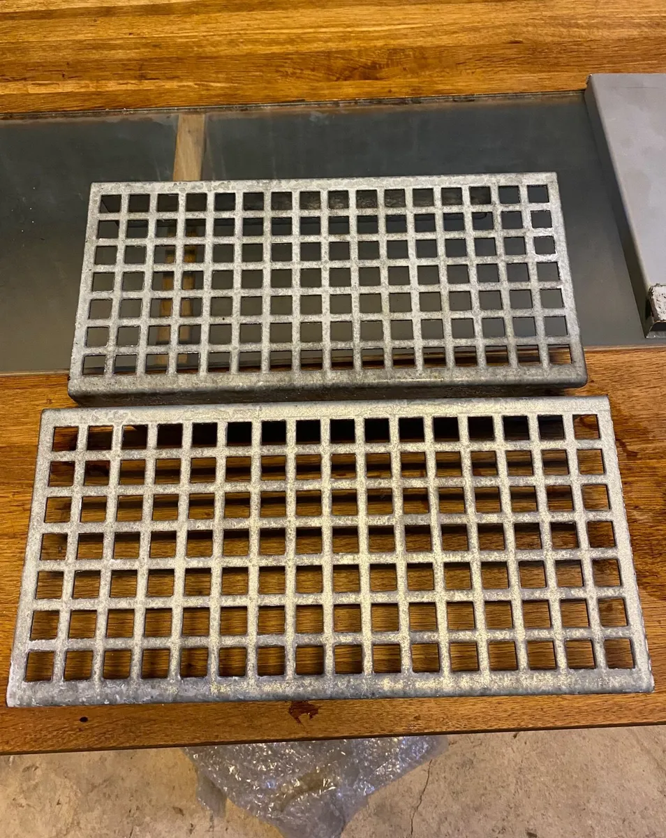 Trailer/Truck light guards - Image 1