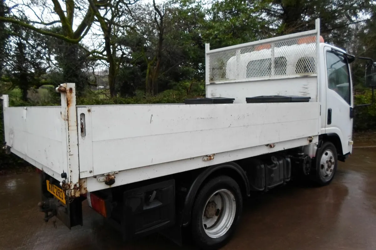 Isuzu 3.5 TON TIPPER - Image 2