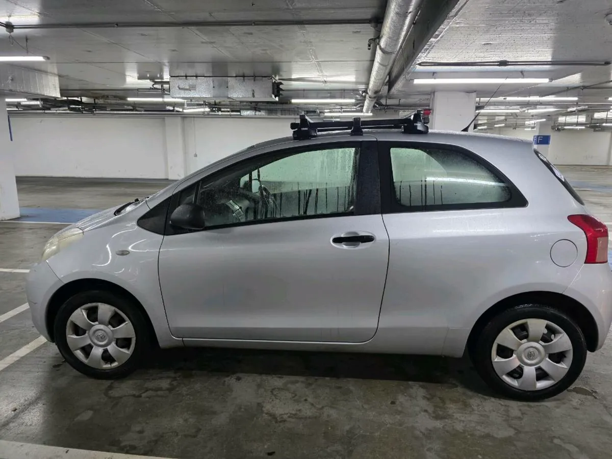 Toyota Yaris - Image 4
