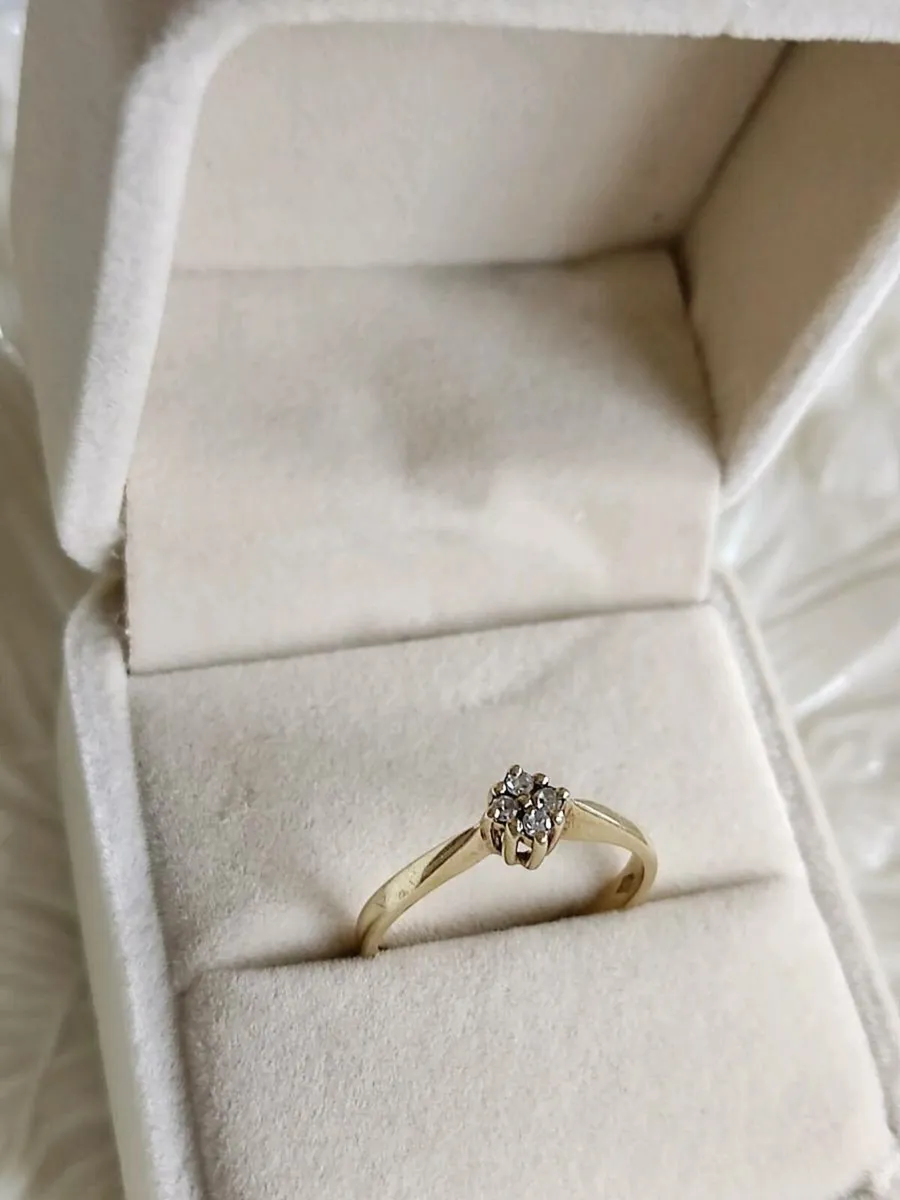 Vintage 9 CT yellow Gold Diamonds ring - Image 2