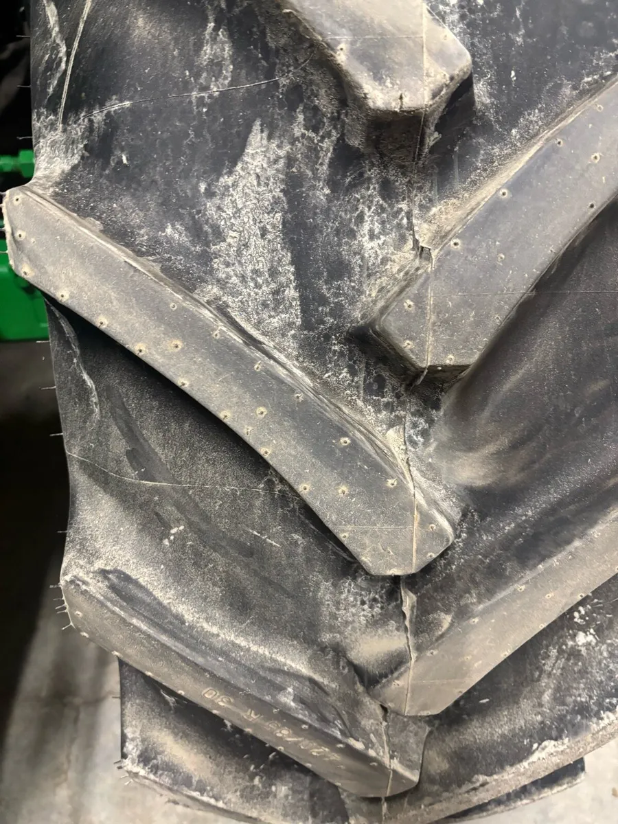 Tractor rims and tyres - Image 4