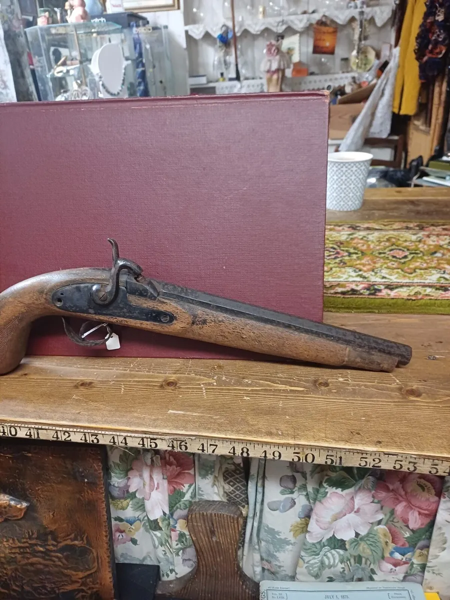 Antiques and vintage shop - Image 4