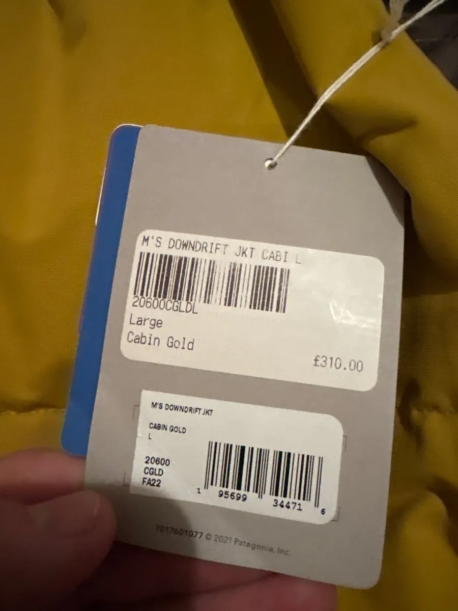 Men’s Patagonia jacket - Image 4