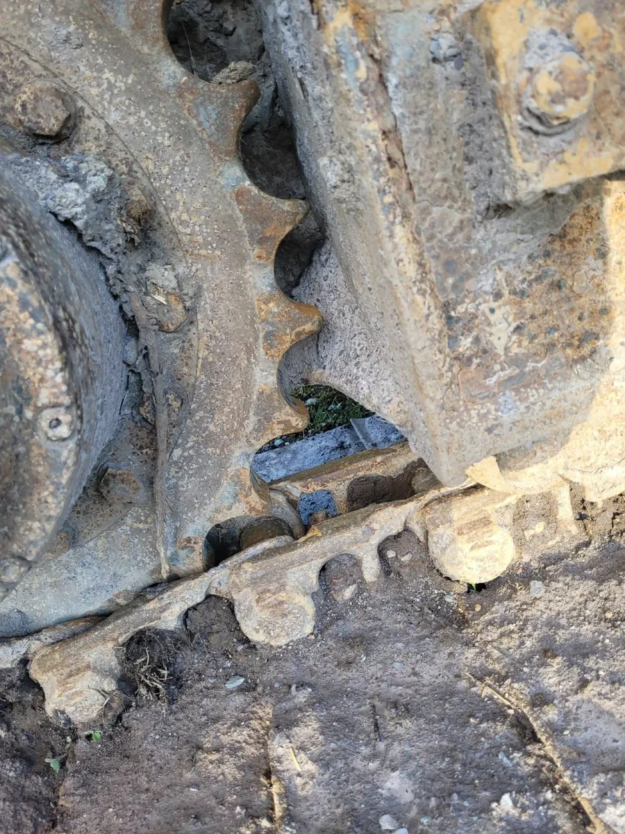 JCB JS 130 - Image 3