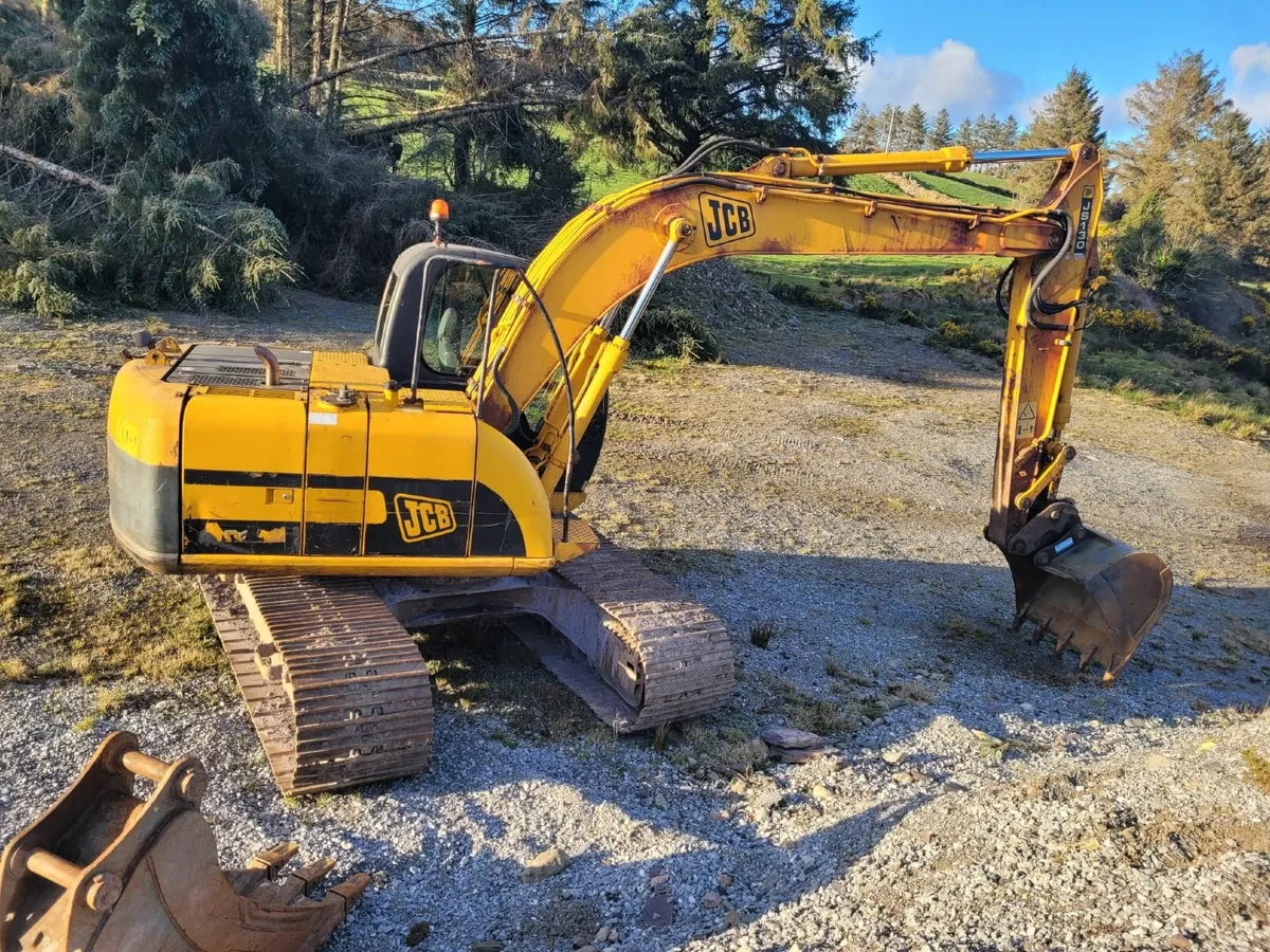 JCB JS 130 - Image 4