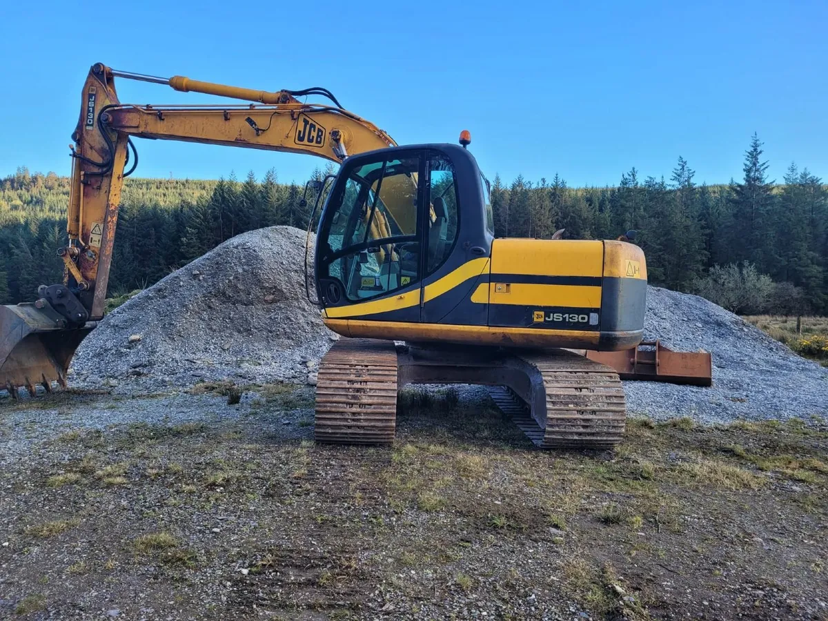 JCB JS 130 - Image 1