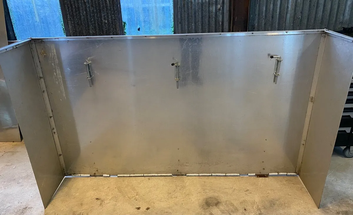 Chipper lid - Image 1