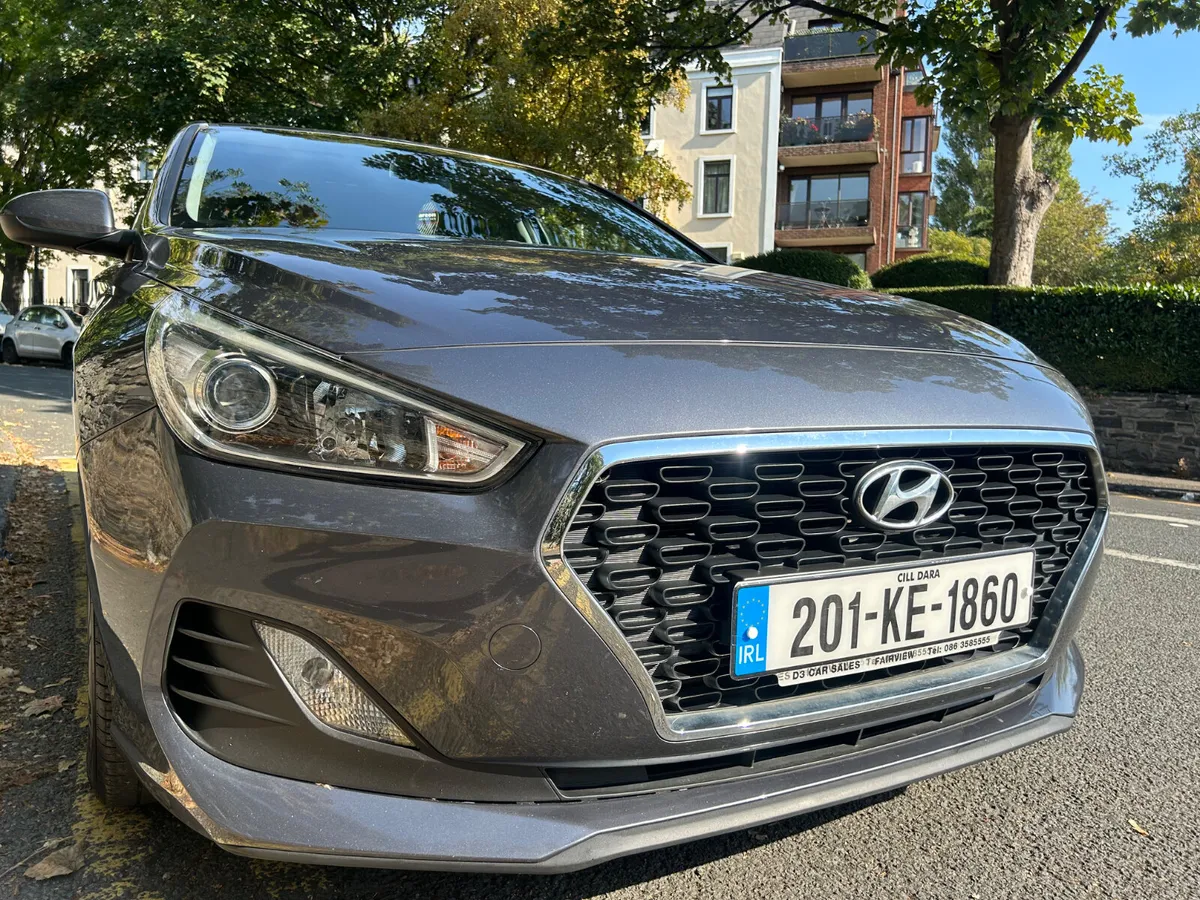 2020 HYUNDAI i30 PETROL SERVICE HISTORY - Image 3
