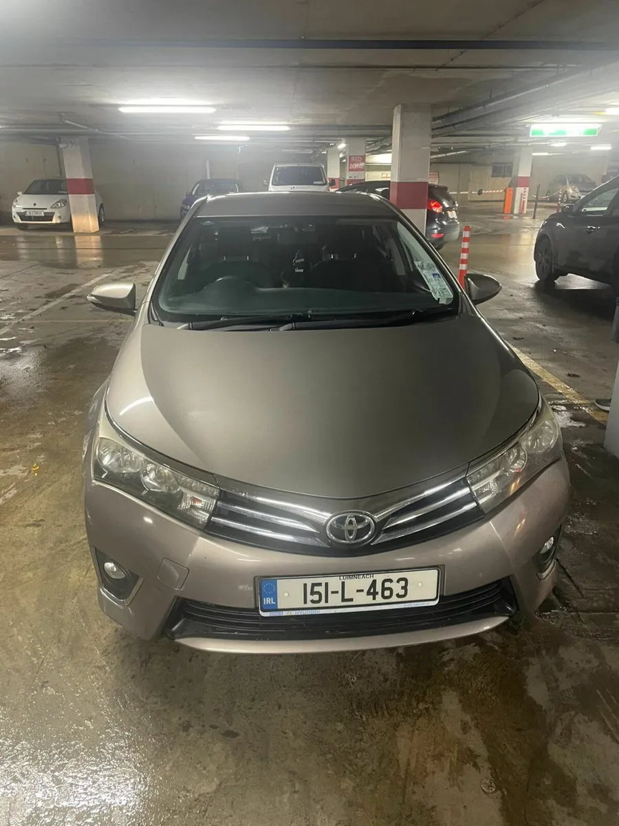 Toyota Corolla 2015 - Image 1