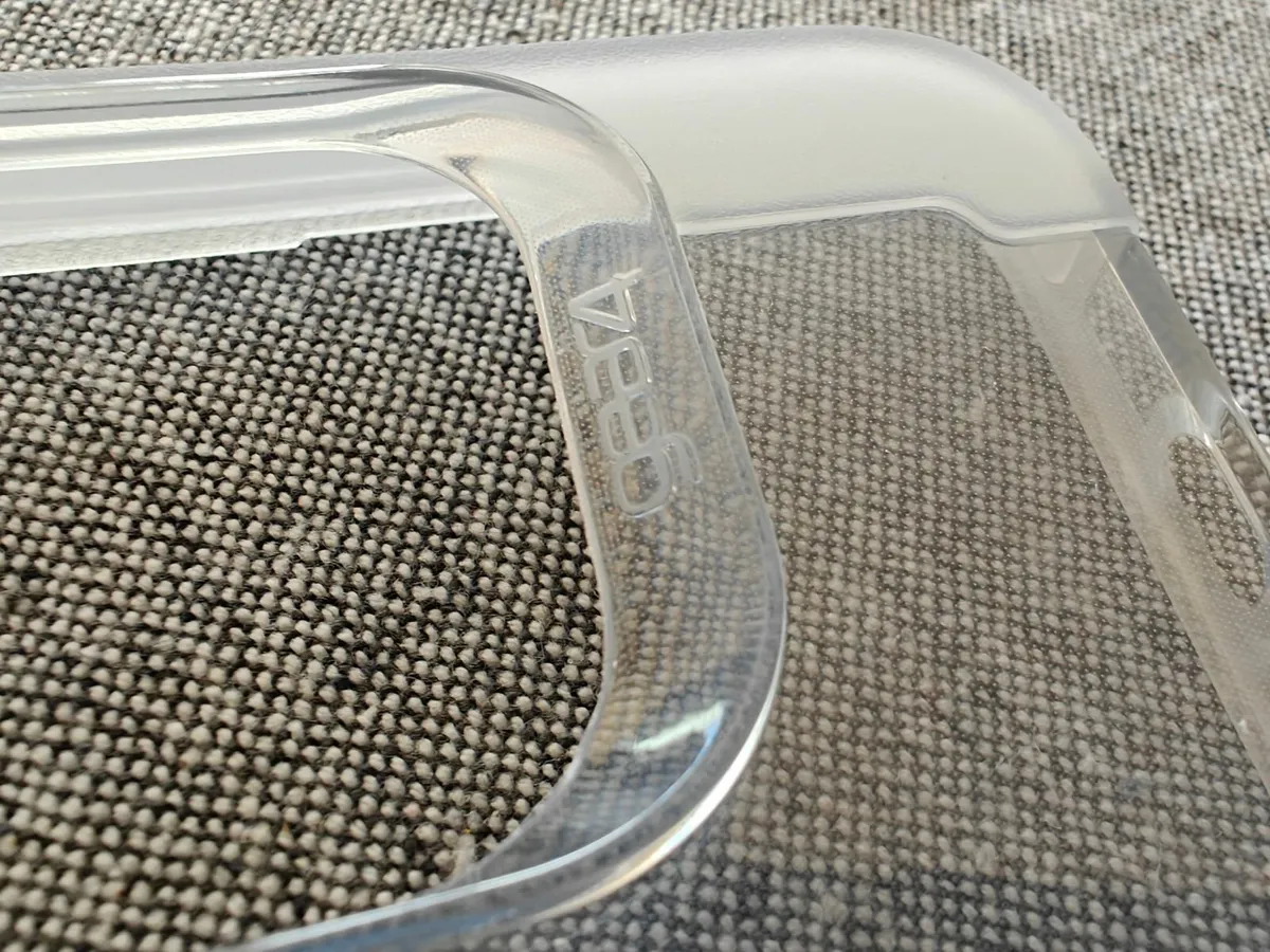 ZAGG Gear4 Havana Clear Case – iPhone 13 Pro - Image 3