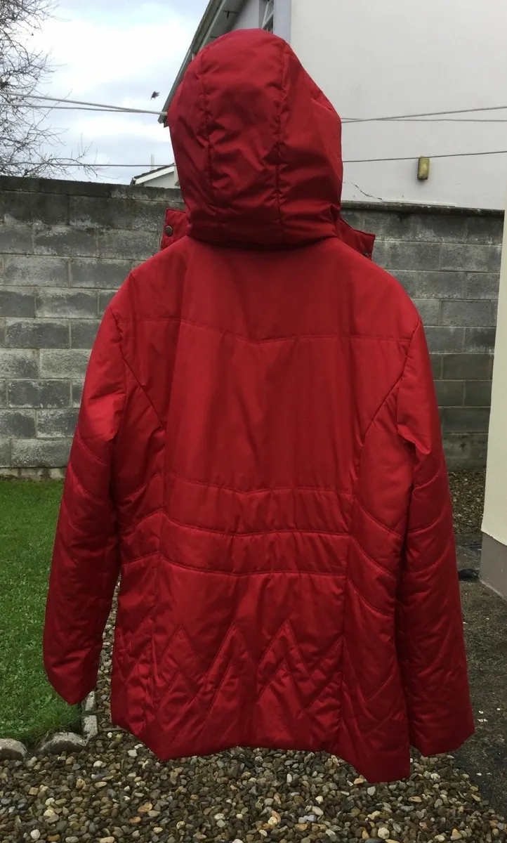 New Ladies Jacket from TWIST Brand, Size Large - Image 3