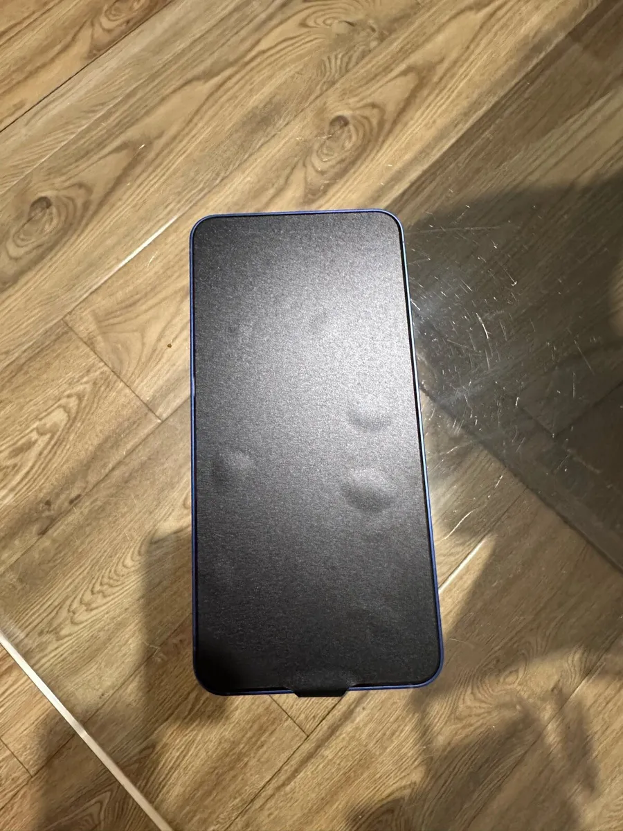 Samsung S25 128GB - Image 1