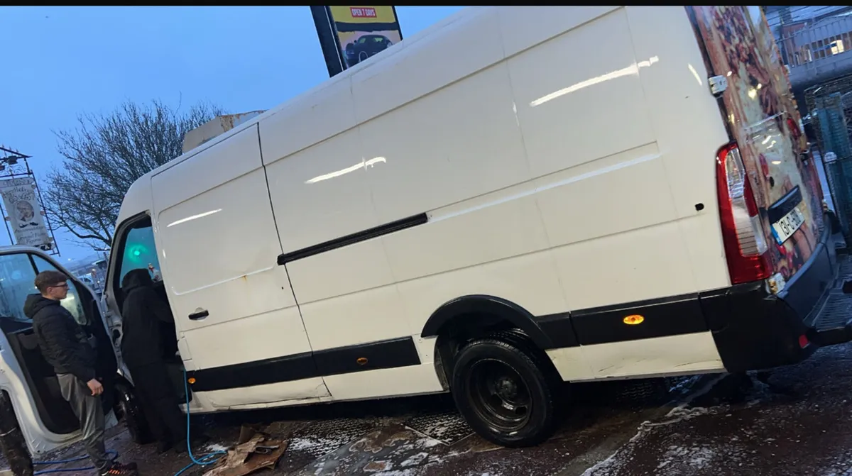 Renault Master Twin wheel freezer/ Fridge - Image 2