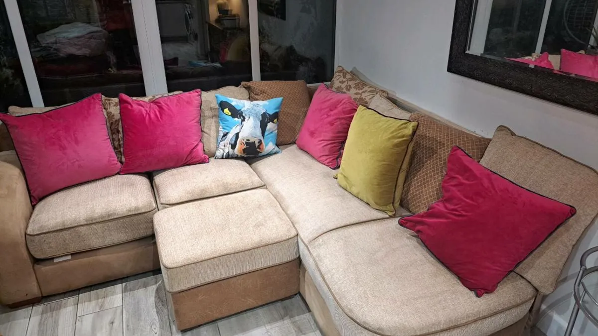 Corner sofa and footstool - Image 1