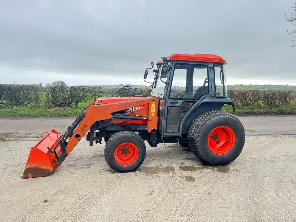 Kubota Compact Tractor with Front Loader - Image 1