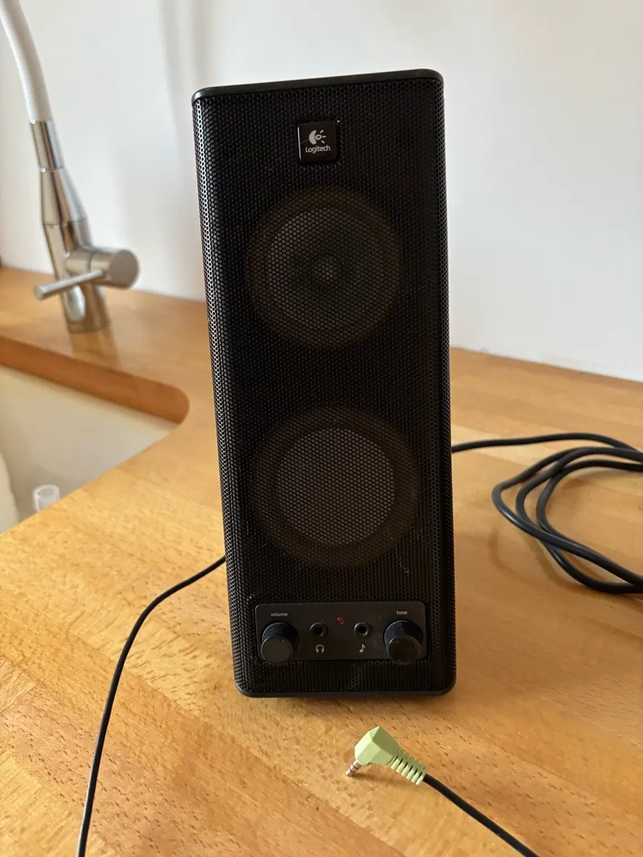 Computer Speakers - Image 2