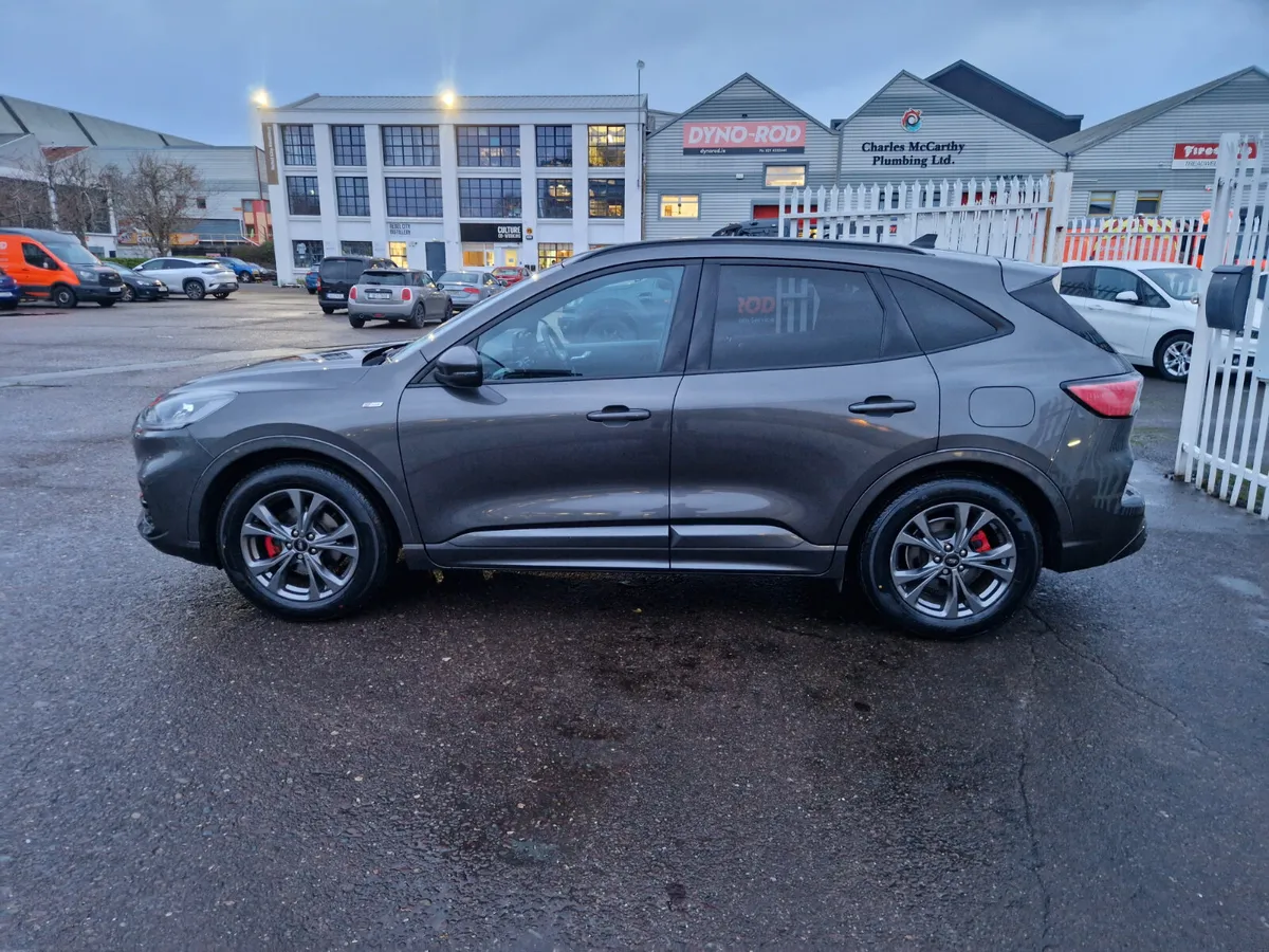 Ford Kuga 1.5 TDCI ST-Line ( High Spec ) - Image 4