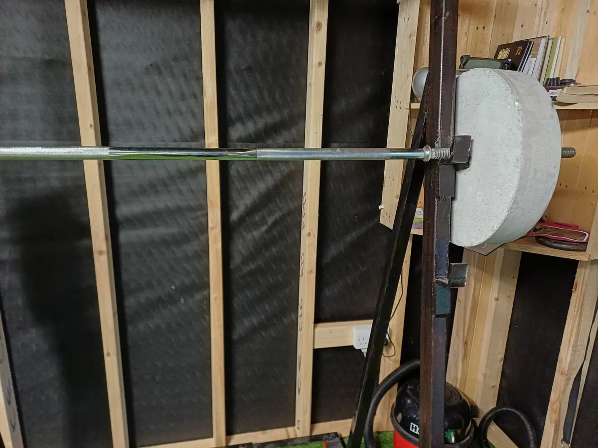 Squat rack - Image 1