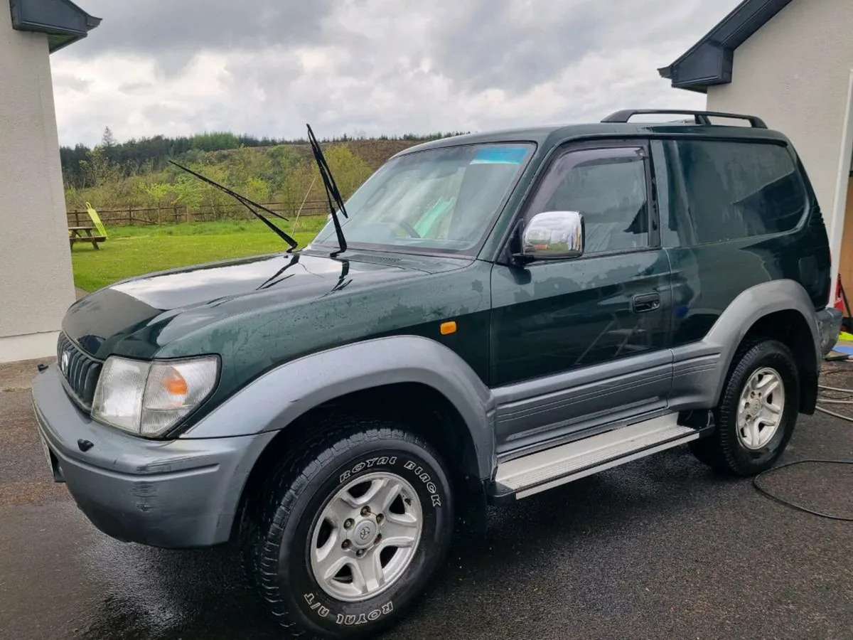 1999 Toyota Landcruiser -  front wings wanted - Image 2