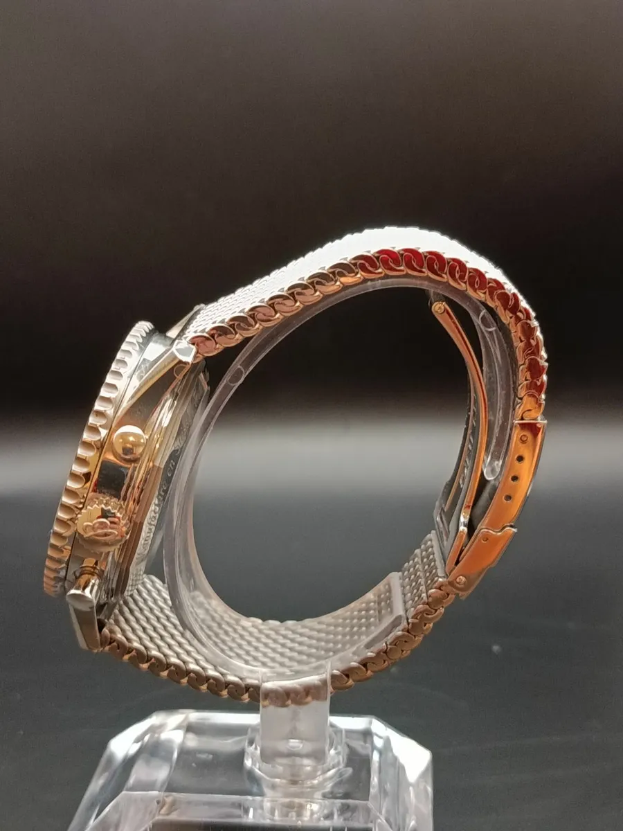 Breitling Navitimer B01 Pan Am - Image 4