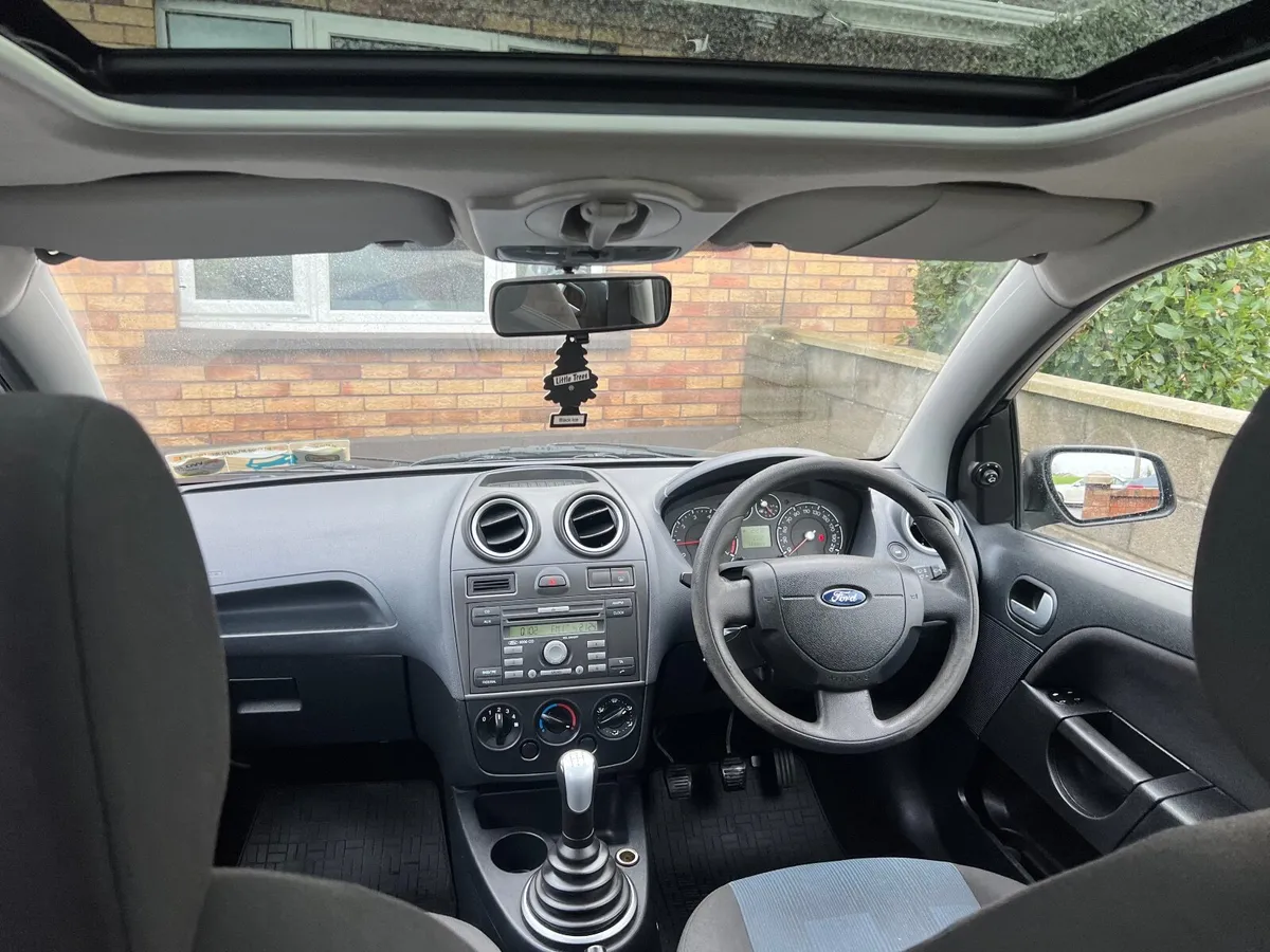 Ford Fiesta 2006 - Image 4