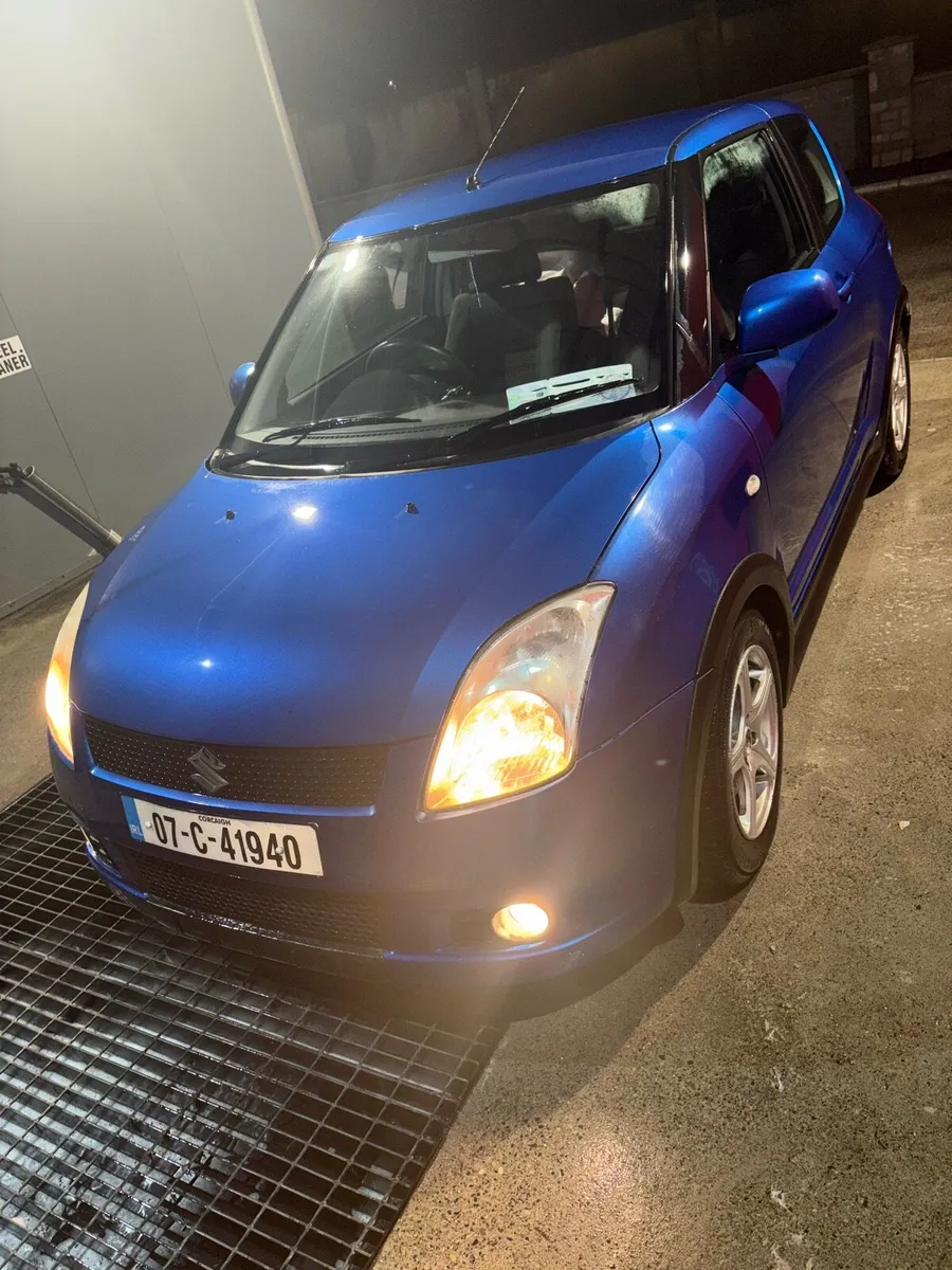 Suzuki Swift - Image 1