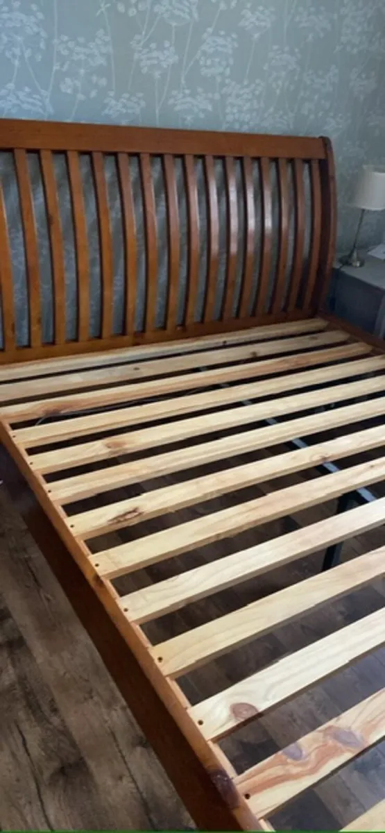 Sleigh Bed, king size - Image 1