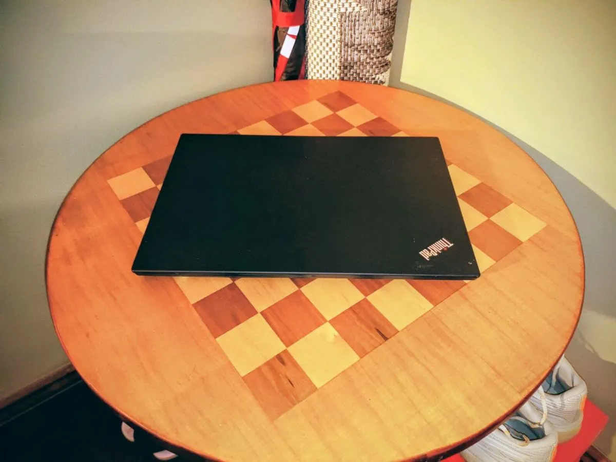 Laptop Thinkpad T490 i716/256 - Image 2