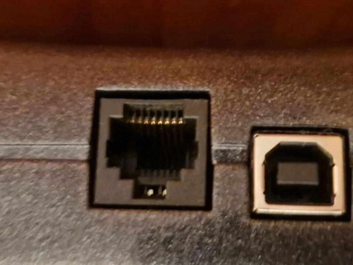 LINE6 Bass Pod XT in Excellent Condition - Image 4