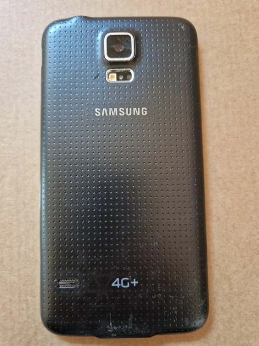 Samsung Galaxy S5, 16GB, in excellent Condition - Image 4