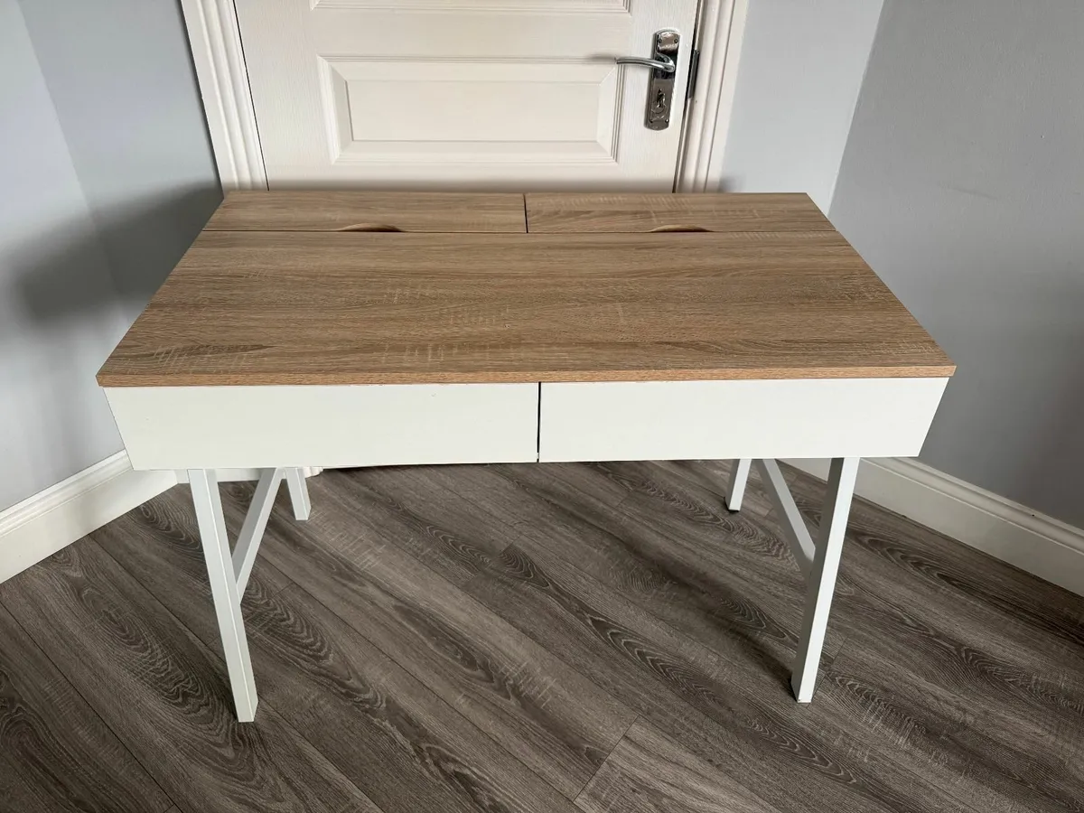 Office Desk - Image 1